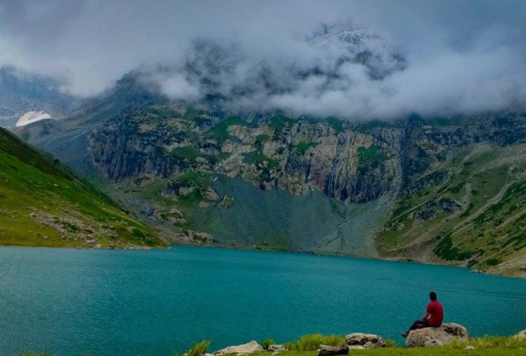 Places of interest and Lakes in Kashmir